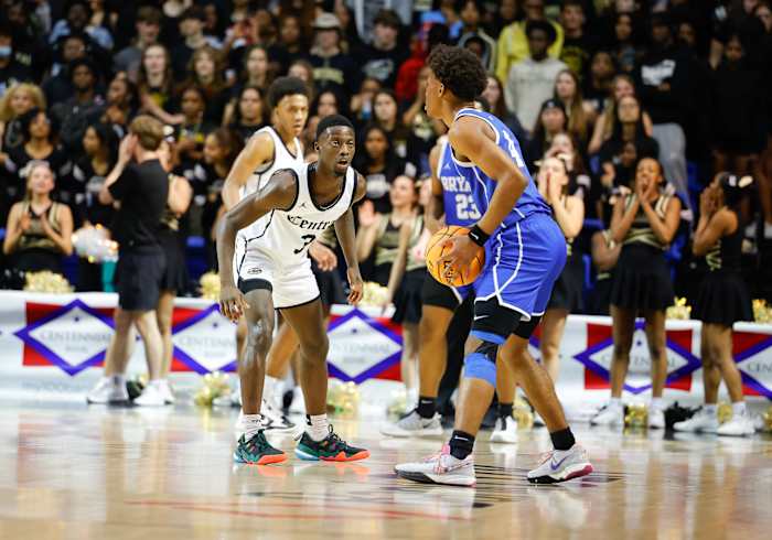 AAA Finals LR Central vs Bryant__00011